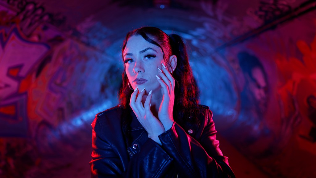 Shooting portrait au tunnel · avec Rachel · par Wolfgang Autexier photographe en CHarente-Maritime